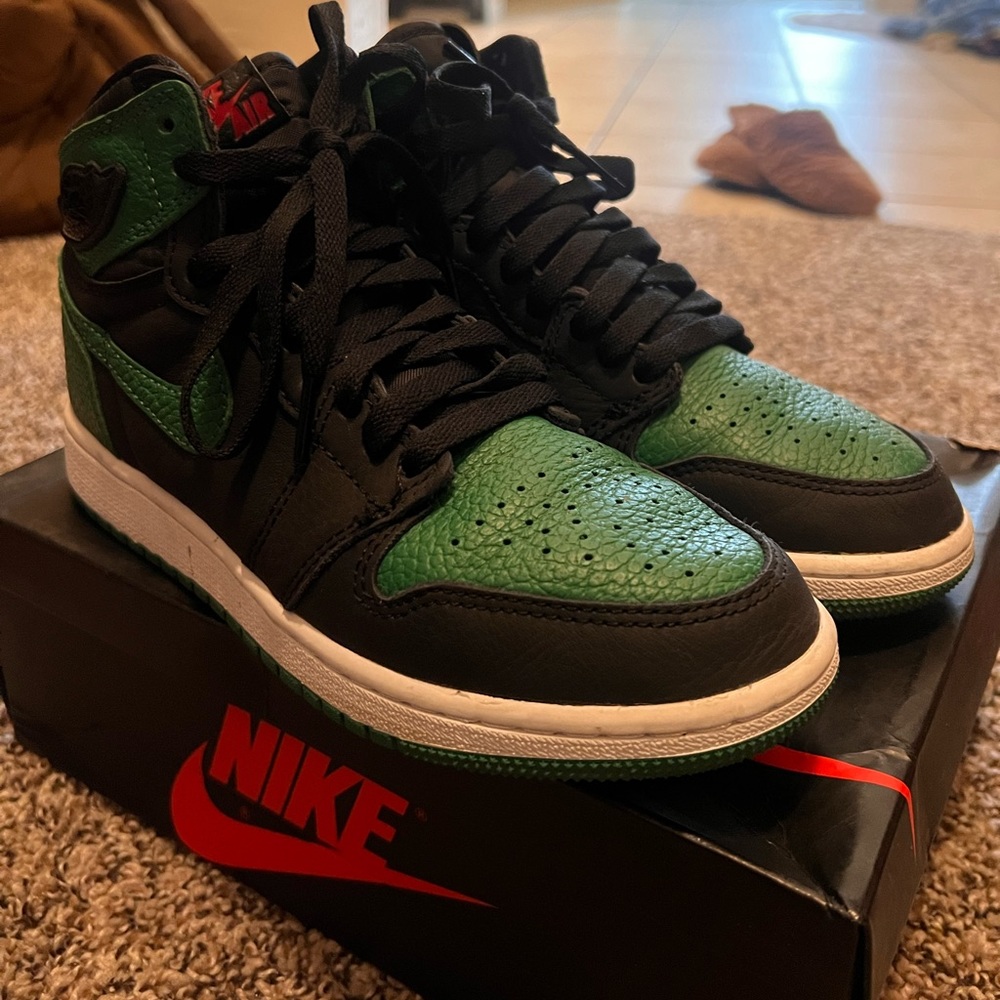 Jordan 1 pine green retro high og gs